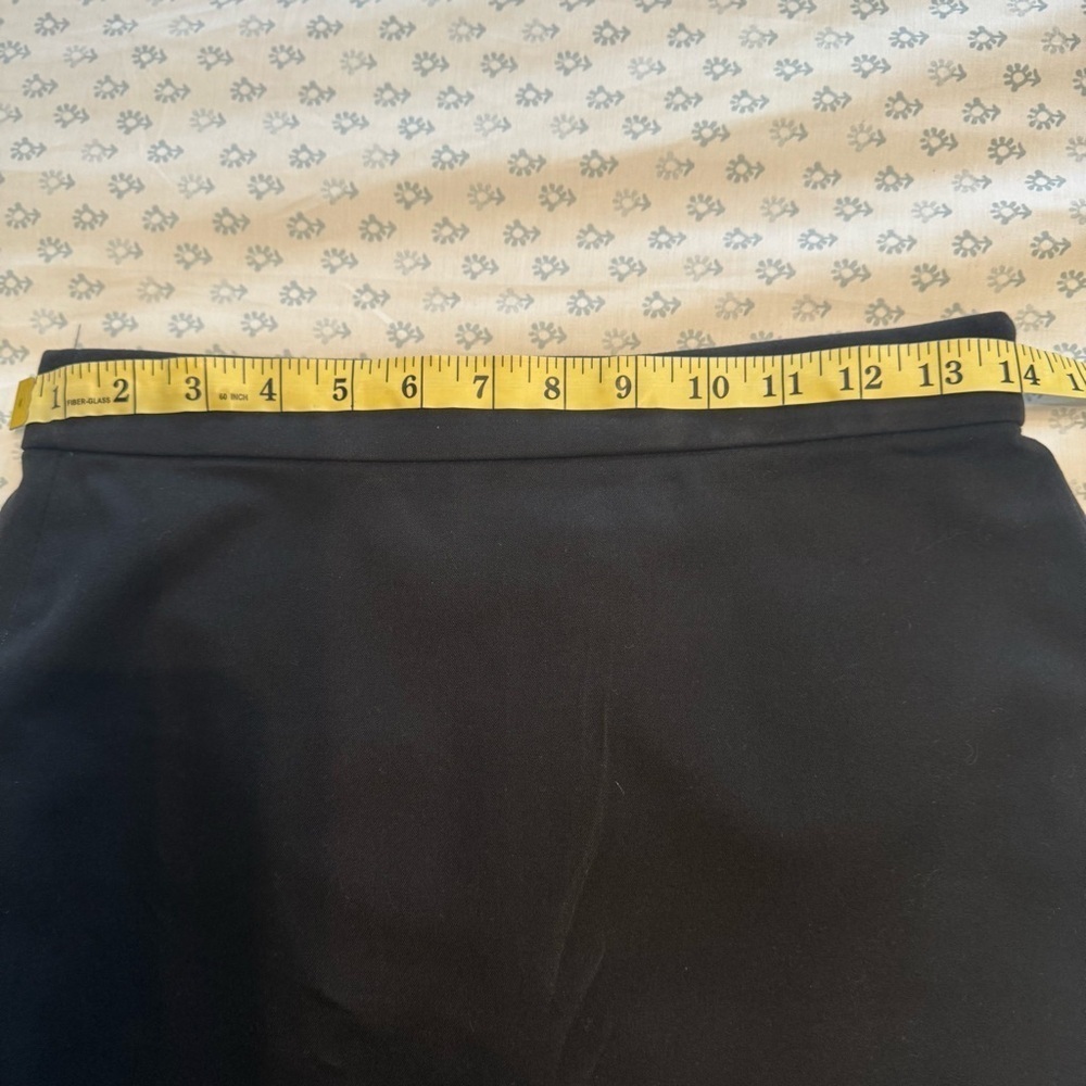 J. Crew Black Women's No. 3 Pencil Skirt Size 4P - Picture 4 of 6